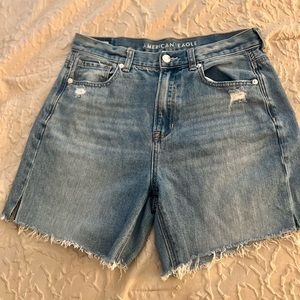 American Eagle size 8 shorts